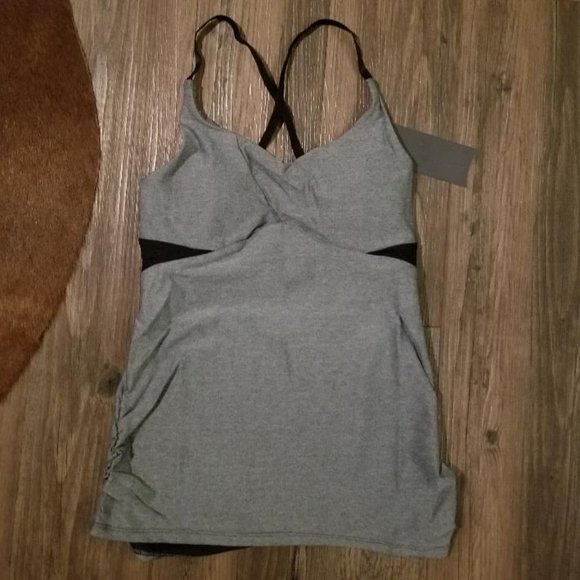 NUX Garbo Sport Cami NWT - Picture 1 of 4